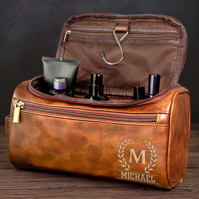 Personalisierte Leder-Kulturtasche mit Gravur - Perfektes Geburtstagsgeschenk für Papa, Bruder, Opa oder Ehemann - Für jeden Weg geeignet